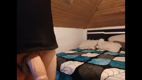 Snapshot of nocturnusfuz chatting on January 8, 3:07 pm nocturnusfuz online show from January 8, 3:07 pm