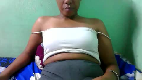 Snapshot of noellah chatting on October 13, 6:52 pm noellah online show from October 13, 6:52 pm