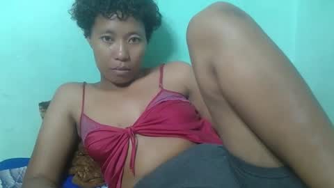 noellah online show from December 14, 8:02 pm