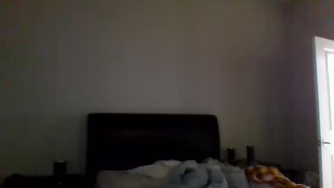 noelng3 online show from January 19, 7:36 am