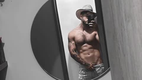 Snapshot of noha_miler chatting on June 21, 8:00 pm kevin online show from June 21, 8:00 pm