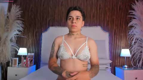 Snapshot of noha_parker chatting on August 4, 4:04 am Noha online show from August 4, 4:04 am