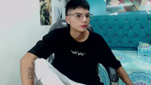 Snapshot of noha_scott chatting on February 1, 10:55 pm Noha Scott online show from February 1, 10:55 pm