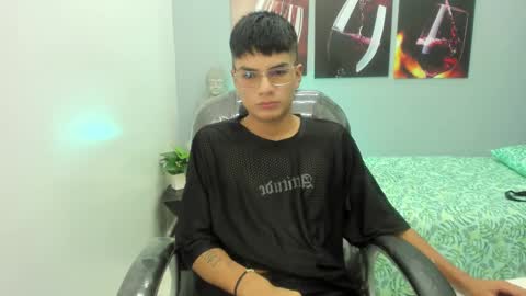 Snapshot of noha_scott chatting on February 22, 10:52 pm Noha Scott online show from February 22, 10:52 pm