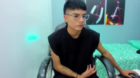 Snapshot of noha_scott chatting on February 23, 10:42 pm Noha Scott online show from February 23, 10:42 pm