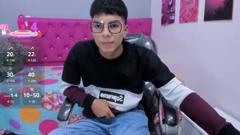 Snapshot of noha_scott chatting on September 17, 10:55 pm Noha Scott online show from September 17, 10:55 pm