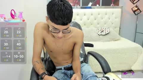 Snapshot of noha_scott chatting on October 1, 12:38 am Noha Scott online show from October 1, 12:38 am