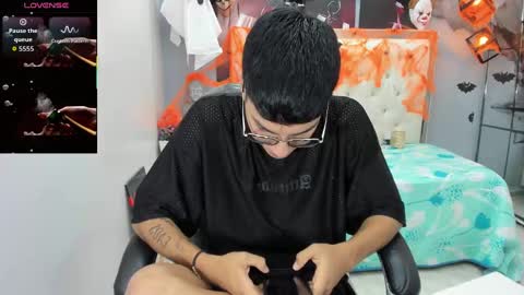 Snapshot of noha_scott chatting on October 22, 11:37 pm Noha Scott online show from October 22, 11:37 pm