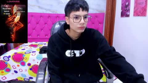 Snapshot of noha_scott chatting on February 26, 11:59 pm Noha Scott online show from February 26, 11:59 pm