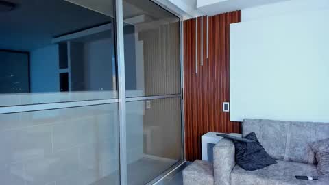 nohabennett7 online show from March 25, 2:50 am