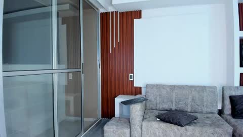 nohabennett7 online show from April 11, 5:45 am