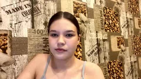 Abri online show from March 10, 2:22 pm