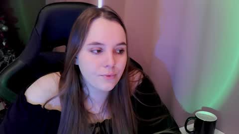 Snapshot of noir_ember_ chatting on February 2, 7:51 am noir_ember_ online show from February 2, 7:51 am