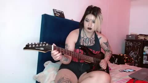 Snapshot of noise_anny chatting on January 11, 5:51 pm anny online show from January 11, 5:51 pm