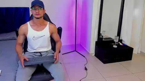 Im Nolan  online show from January 14, 7:52 pm