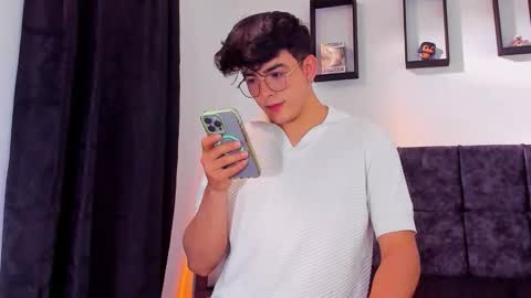 Nolan  online show from October 23, 8:18 pm