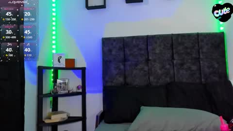 Nolan  online show from November 27, 7:05 pm