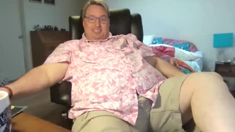 Snapshot of nolanvalenciax chatting on February 10, 6:45 pm Nolan online show from February 10, 6:45 pm