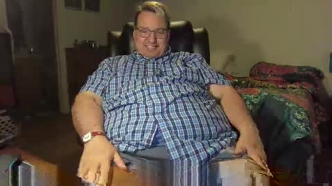 Snapshot of nolanvalenciax chatting on February 17, 5:04 am Nolan online show from February 17, 5:04 am