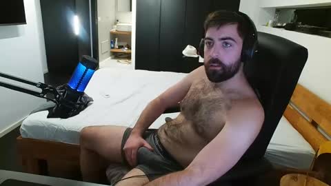 nomadicFF online show from December 2, 3:25 pm