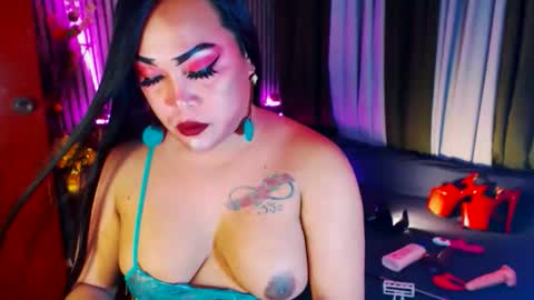 I AM YOUR MISTRESS YASSY DON T BE RUDE no ONE LOVE ME i KICK U online show from March 21, 1:10 am