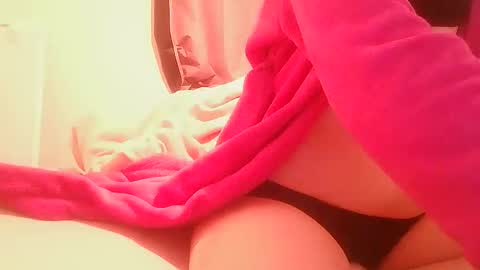 NonBinaryNicky online show from March 2, 3:20 am