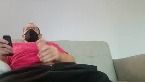 noneya143x2 online show from June 24, 1:21 pm