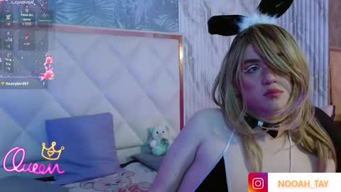 nooah_tay online show from February 3, 6:22 am