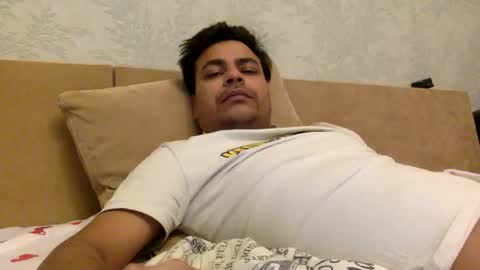 Snapshot of nooneknowsu chatting on February 17, 7:31 pm Digger online show from February 17, 7:31 pm