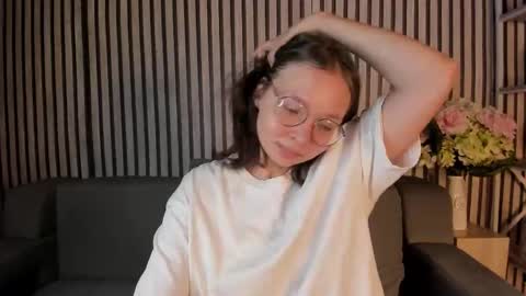 Snapshot of noora_moore chatting on September 30, 12:26 am NOORA online show from September 30, 12:26 am