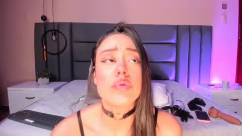 Nora Da Silva online show from February 23, 2:51 am