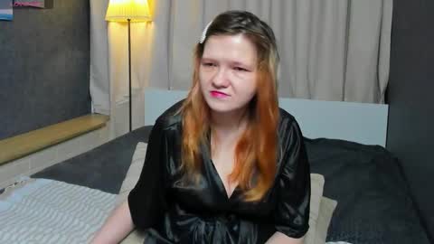Snapshot of nora_lovvv chatting on October 11, 10:14 am Nora online show from October 11, 10:14 am