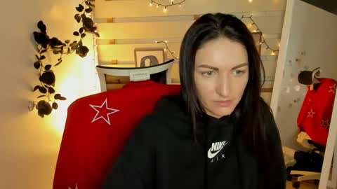 Snapshot of nora_n chatting on February 14, 10:39 pm Nora online show from February 14, 10:39 pm