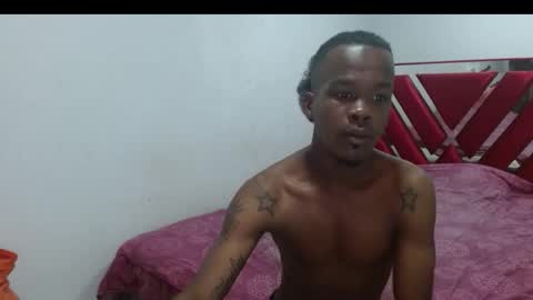 Snapshot of noreno9159 chatting on November 10, 11:53 am noreno9159 online show from November 10, 11:53 am