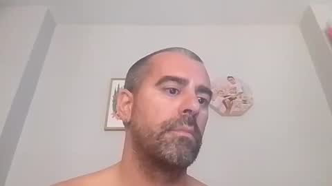 Snapshot of normalito42 chatting on September 25, 11:47 am NORMALITO online show from September 25, 11:47 am