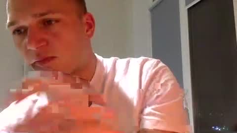 Justin online show from March 13, 8:15 pm