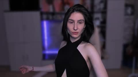 Hazel online show from February 19, 2:13 pm