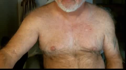 northcountryguy762 online show from November 8, 1:55 pm