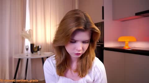 Snapshot of northern_gracia chatting on December 8, 8:20 am Gracia 150 online show from December 8, 8:20 am