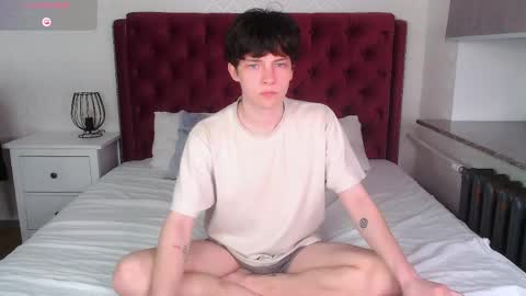 Snapshot of norulesboy chatting on April 15, 9:26 pm Milan online show from April 15, 9:26 pm