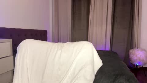 Tina online show from October 24, 8:16 pm