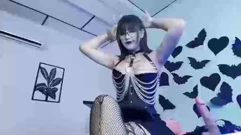 Snapshot of notre_dame1 chatting on March 17, 2:53 pm Notre online show from March 17, 2:53 pm