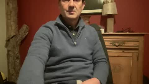 Snapshot of noux69 chatting on November 22, 5:23 pm noux69 online show from November 22, 5:23 pm