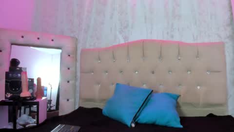 nova online show from November 18, 4:50 am