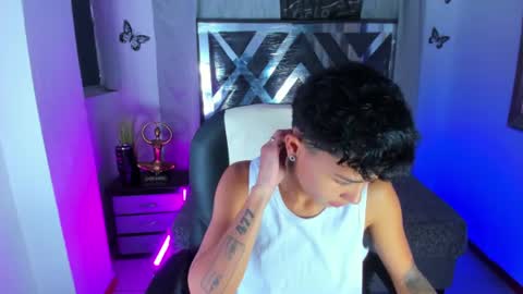Snapshot of nova_sex1 chatting on June 29, 10:32 pm nova online show from June 29, 10:32 pm