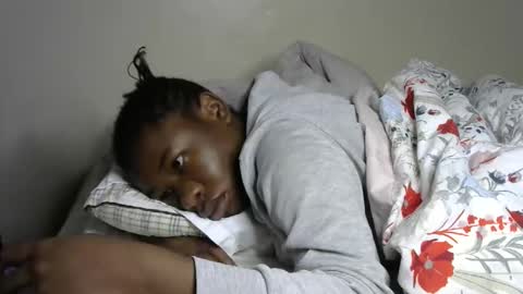 novaah online show from December 18, 2:17 am