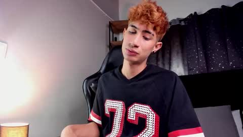 Nova online show from December 4, 7:11 pm