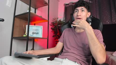 Nova online show from March 31, 11:54 am