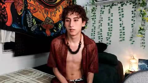 maxie online show from March 19, 2:26 am