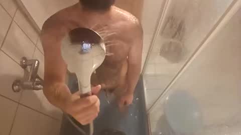 Snapshot of nudechiller chatting on October 8, 8:06 pm Vinz... online show from October 8, 8:06 pm